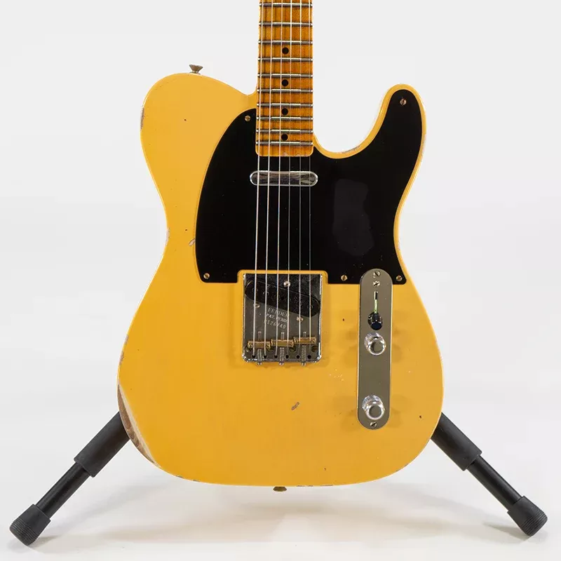 Fender Custom ’52 Telecaster – Relic Aged Nocaster Blonde with Maple Fingerboard