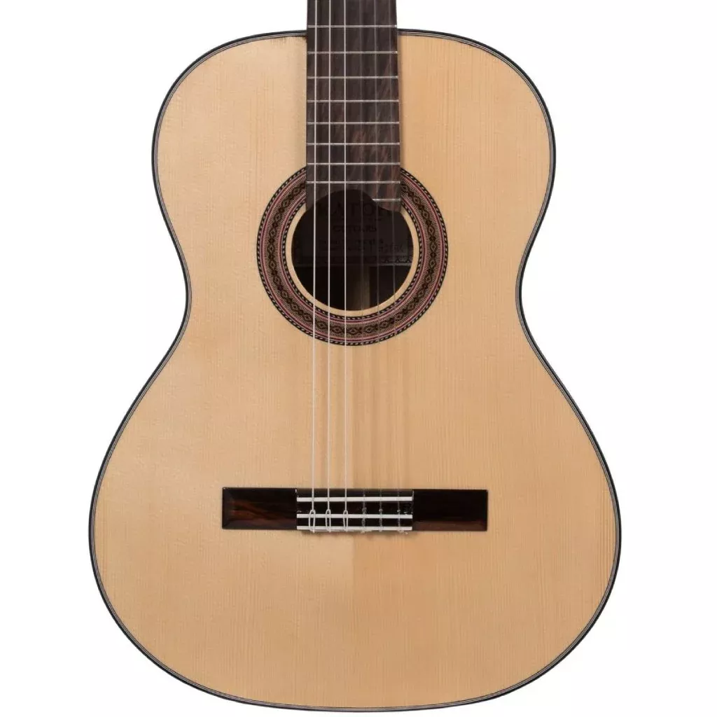 Katoh MCG50S Classical Guitar in Natural