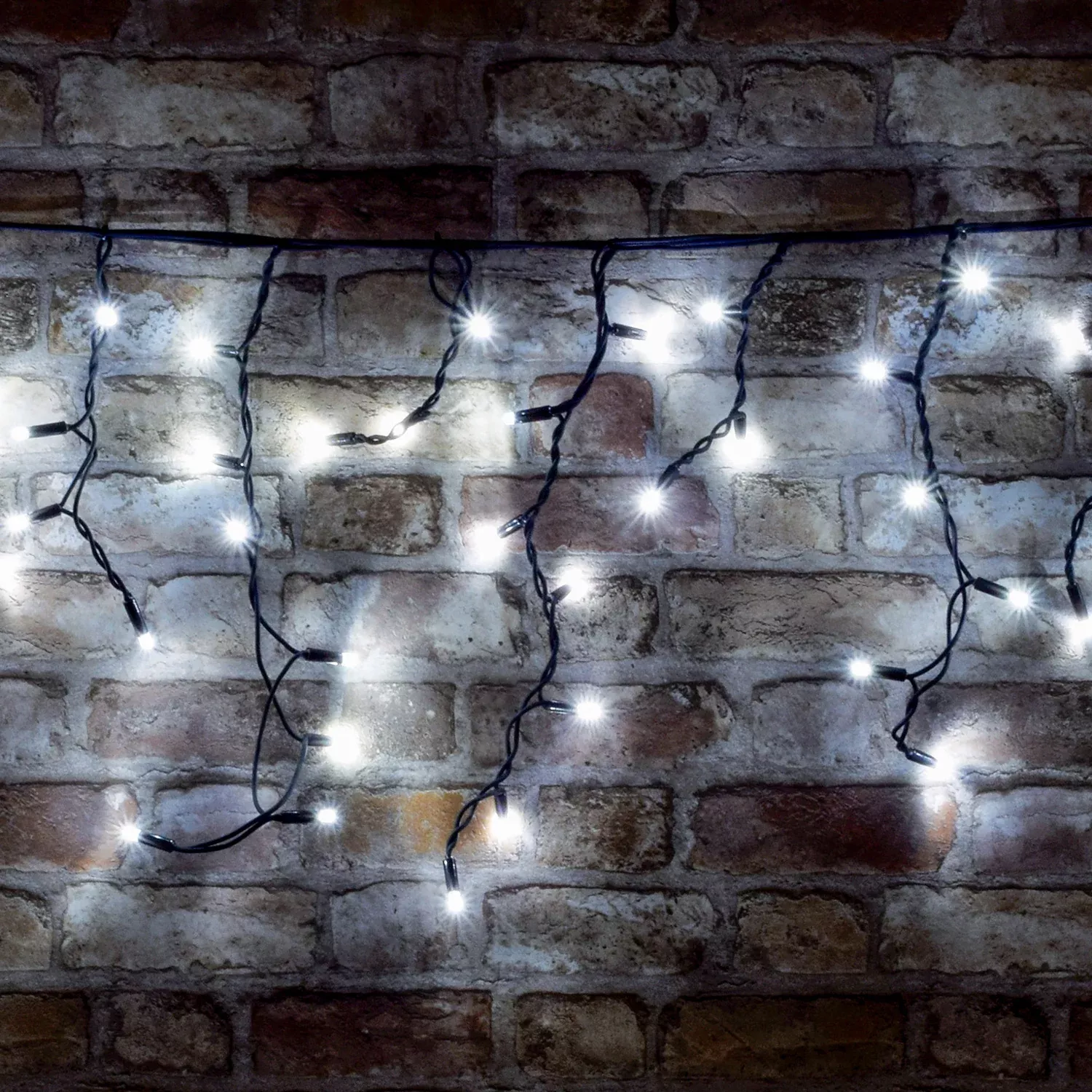 LYYT Connectable Icicle-Inspired Outdoor LED String Lights – 100CONI-CW