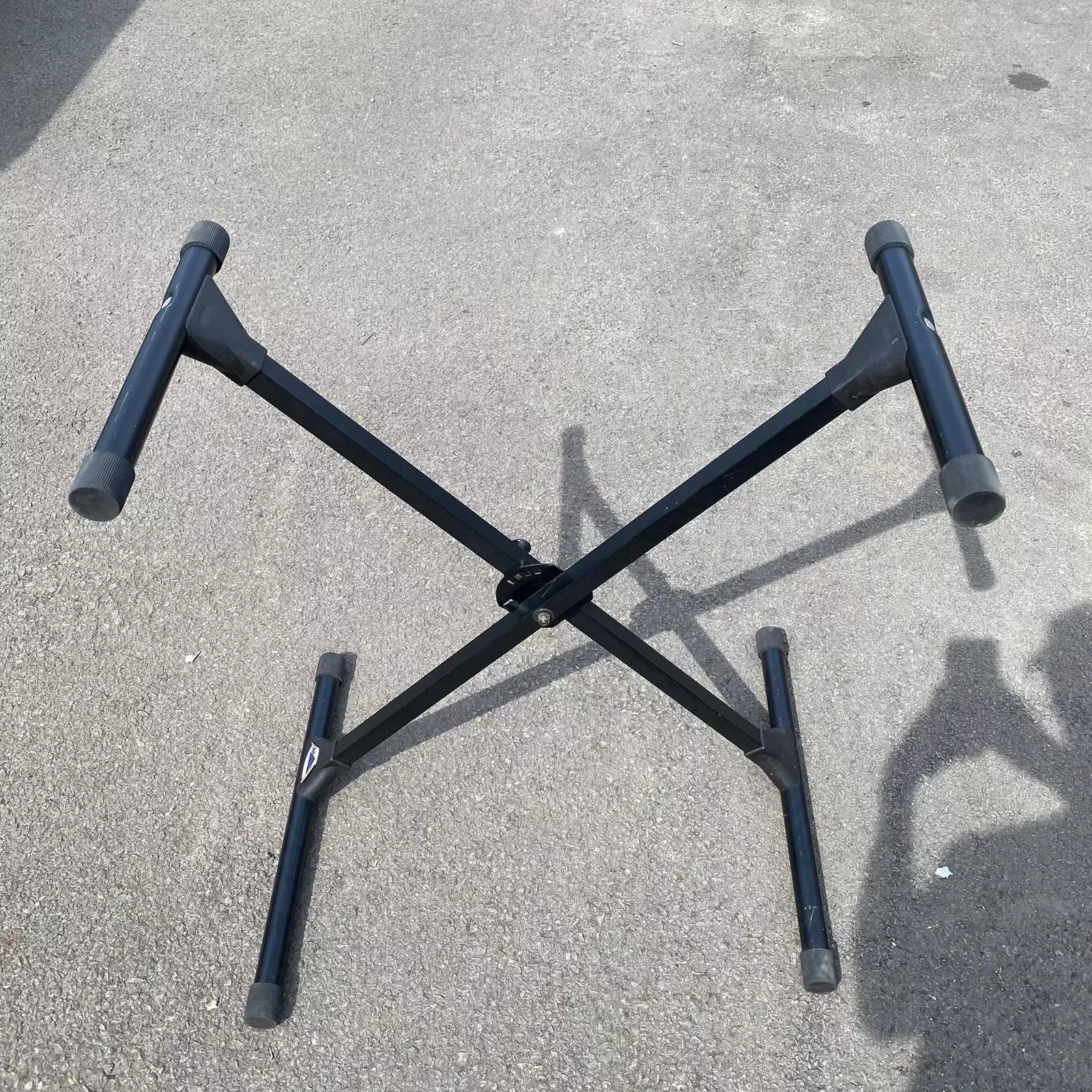 MUSIK by Ultimate Single-Braced Keyboard Stand – Black – Pre-Owned
